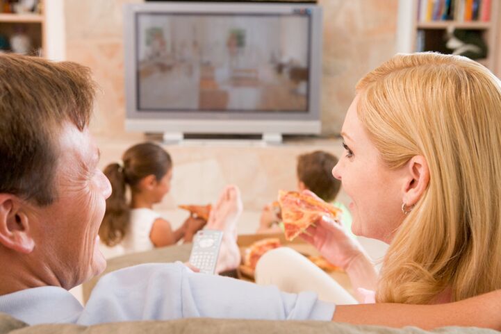 For effective weight loss, you must release food in front of a TV screen